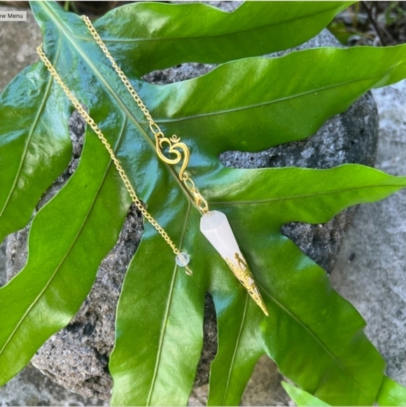 Selenite Pendulum ✦ 14K Gold-Dipped Crystal w/ Chakra Clarity ✦ Energy Tool NWT - Picture 1 of 8